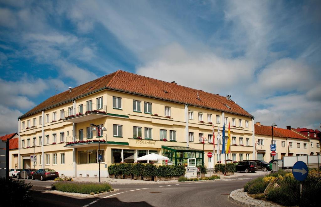 Hotel Restaurant Florianihof Mattersburg Exterior foto